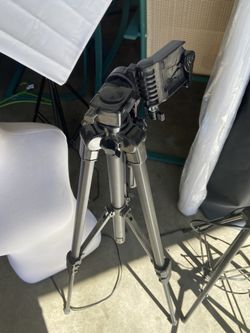 Set up photo studio.