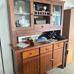 Hutch, Bar, Buffet Table 