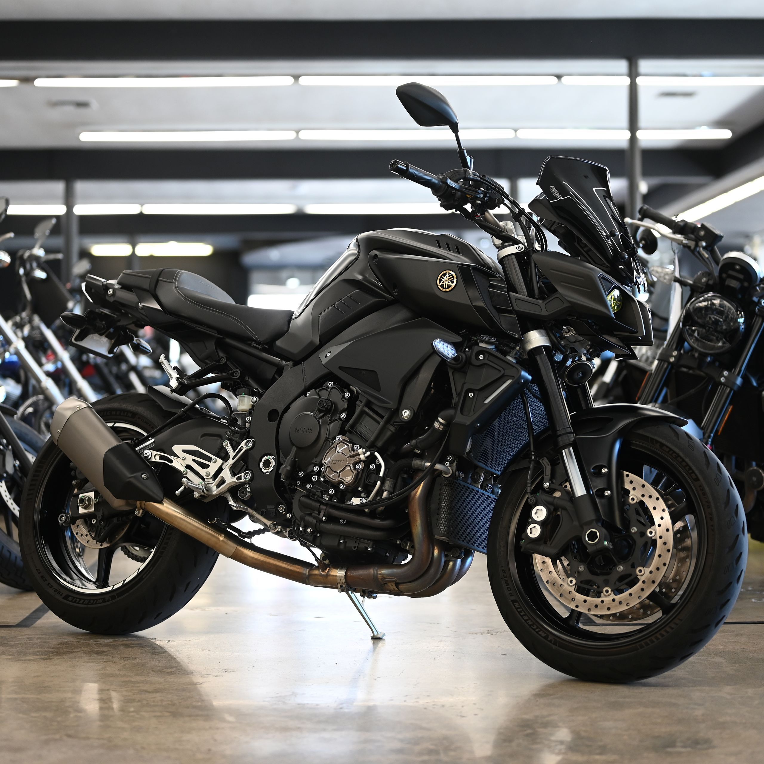2020 YAMAHA MT10
