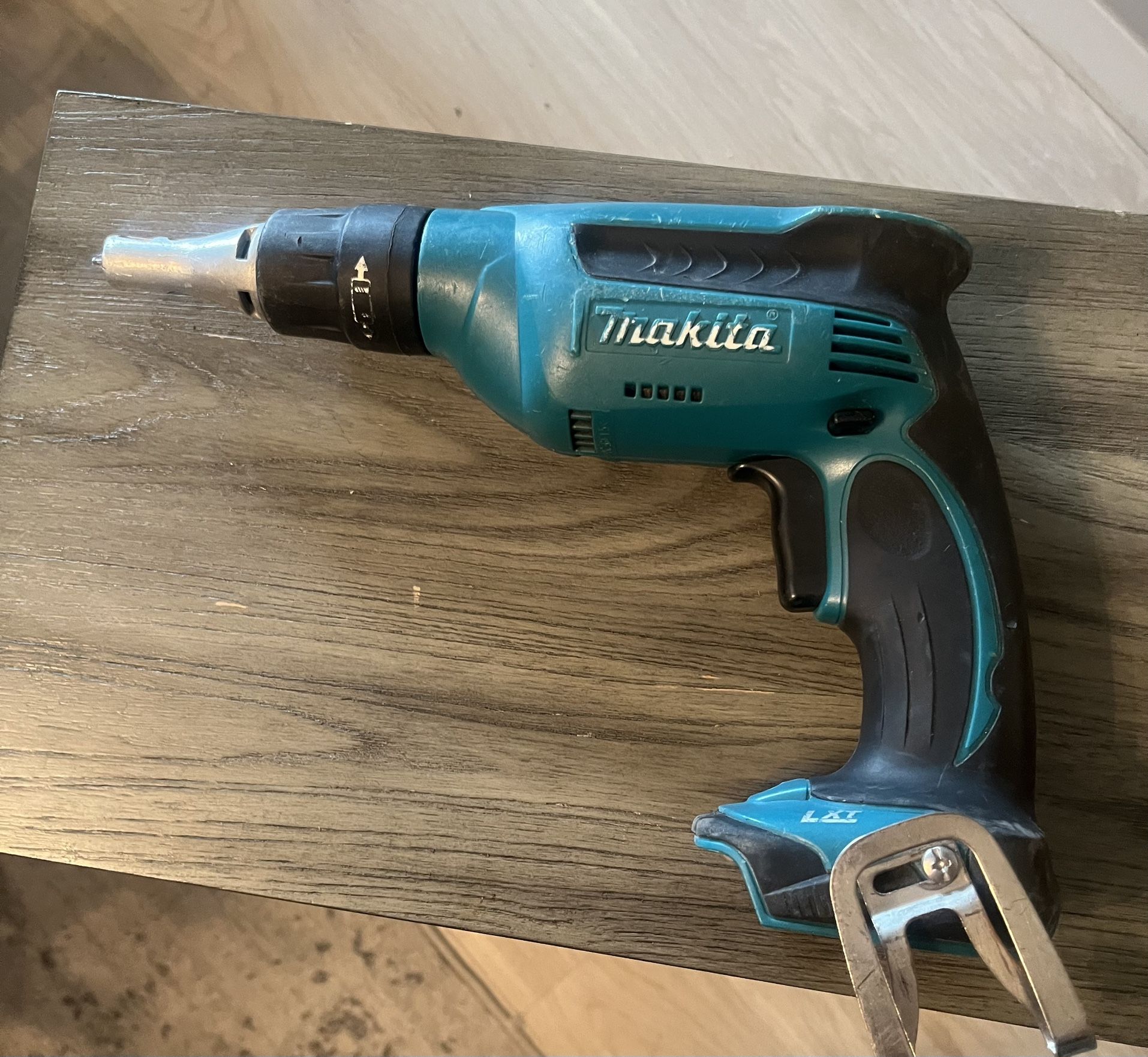 Makita Gun