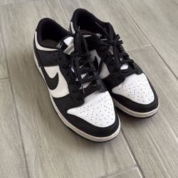 Nike Dunk Low ‘Black White’
