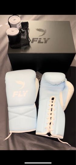Fly Superlace 1 16oz Baby Blue Boxing Gloves+ Sweat Bag (Like New)