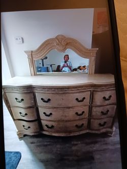 Used king size bed set