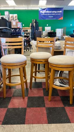 Bar stools set