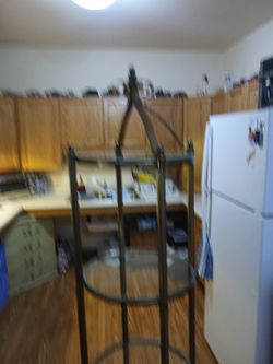 4glass Shelves Stand For Display Of Items