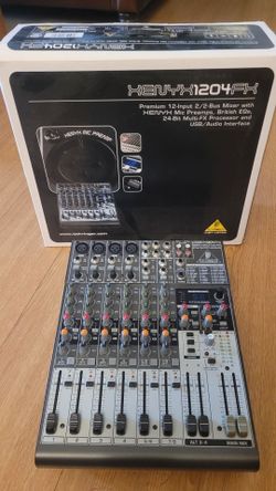 Behringer Xenyx 1204FX Mixer