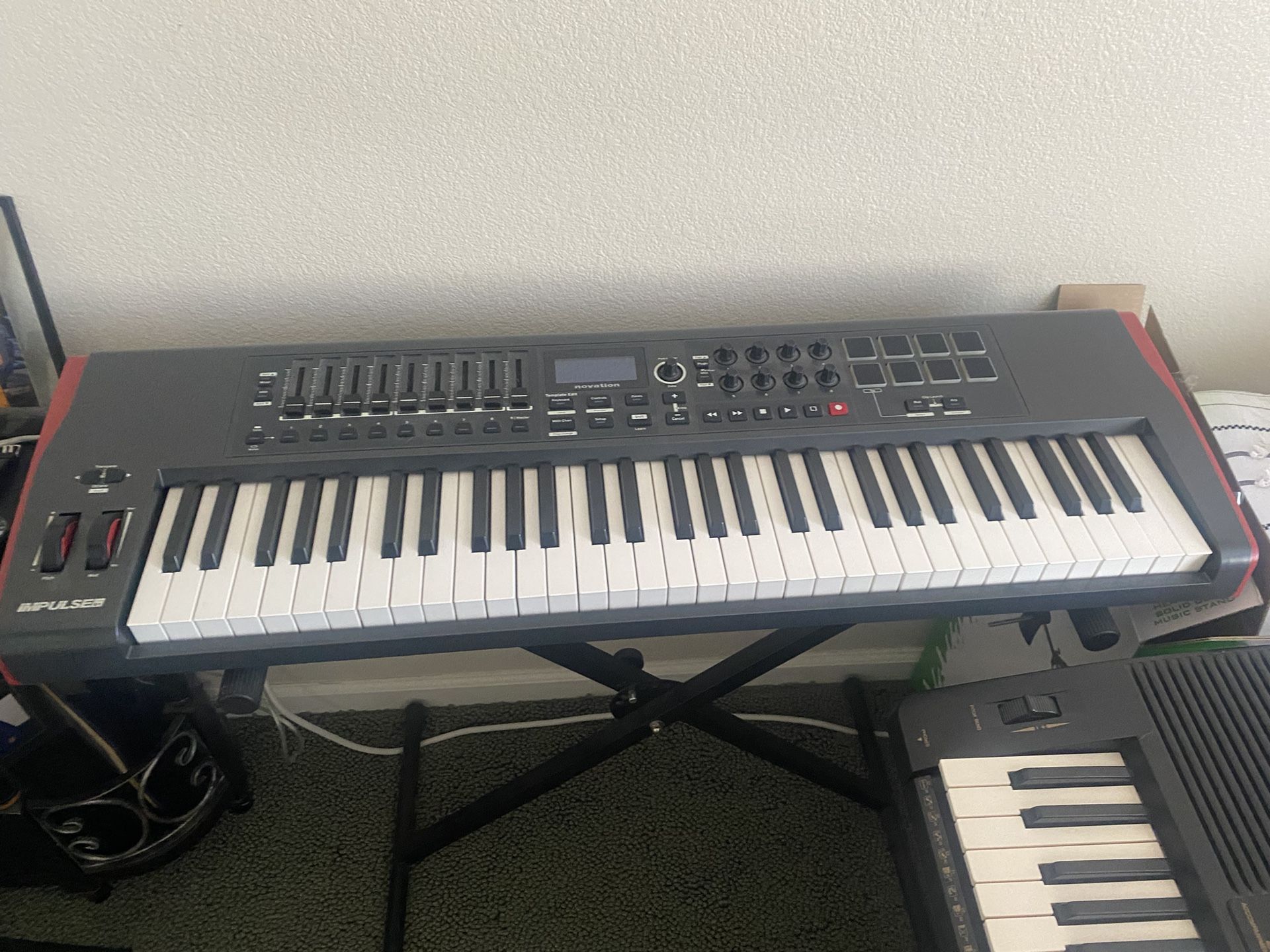 Novation Impulse 61-Key Keyboard/Piano For USB Connection Only