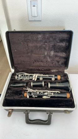 Vintage Bundy Clarinet