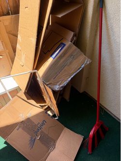 Medium and large boxes