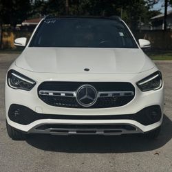 2022 Mercedes-Benz GLA