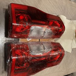 Tail Light Assembly Compatible With 2020-2022 Ford F250/F350/F450 Super Duty Driver and Passenger Side Rear Taillight Tail Lamp Halogen Brake Lamp(w/o