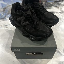 NEW BALANCE BLACK/GREY