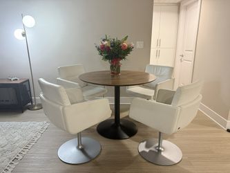 Dining Set - Rolf Benz Leather Swivel Chairs And Tulip Table