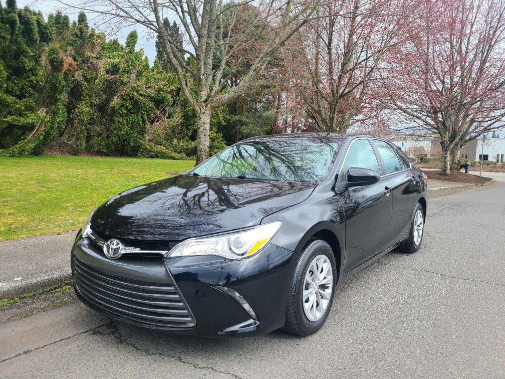 2015 Toyota Camry for Sale in Portland, OR - OfferUp