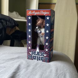 Max Muncy Dodgers Bobblehead