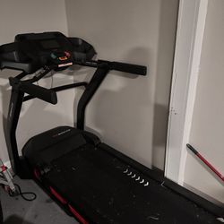 Bowflex Smart Comfort Tech Treadmill 