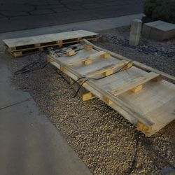 Large Pallets 