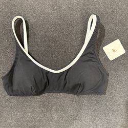 Fabletics sports bra- NWT size medium