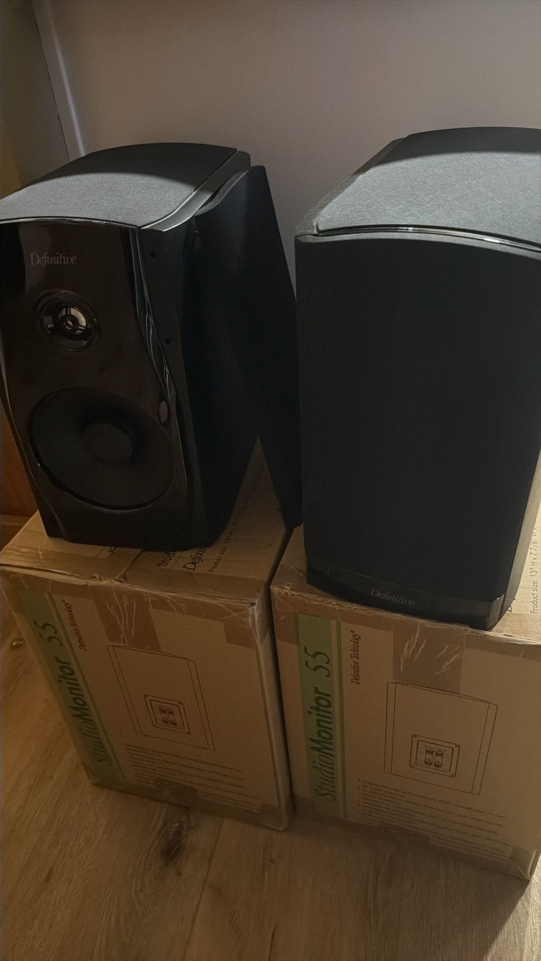 Definitel Technology Book Shelf Speakers 