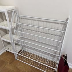 Bookshelves 