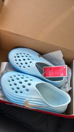 nike slip ons