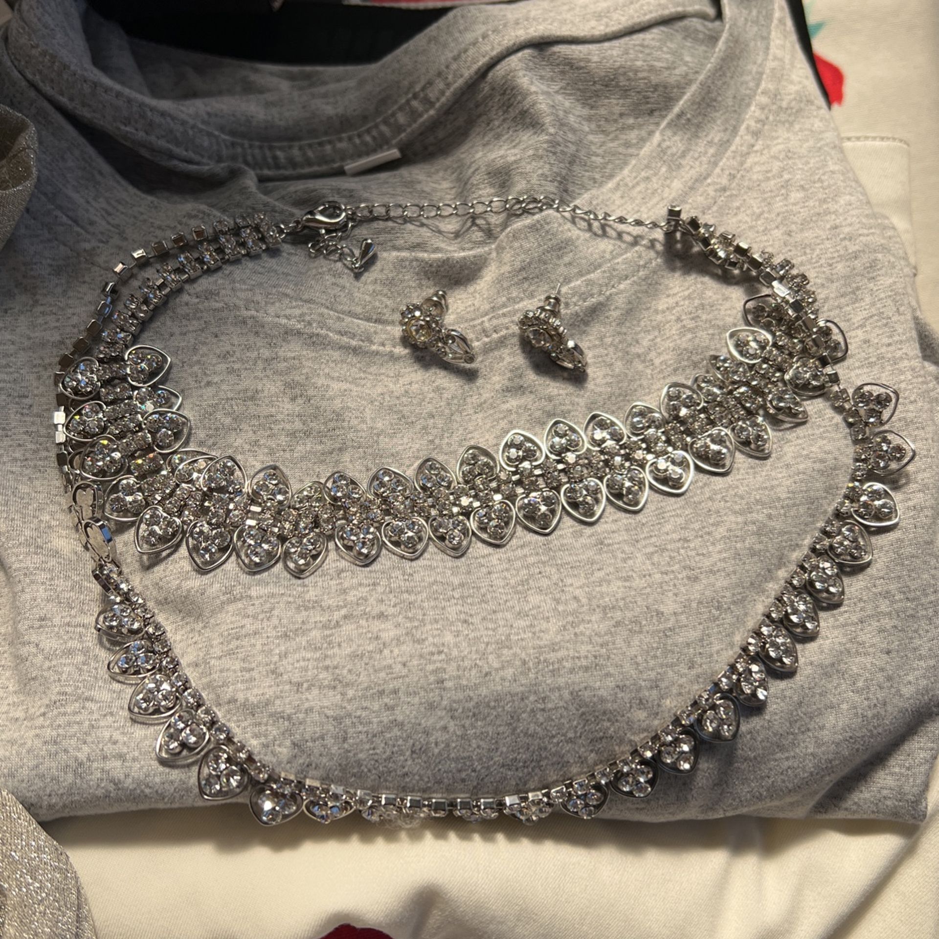 Christal Necklace Choker