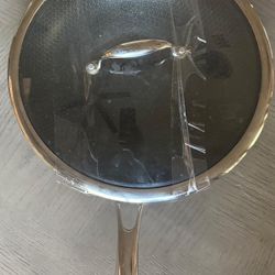 Nonstick Frying Pan with a matching glass lid. 