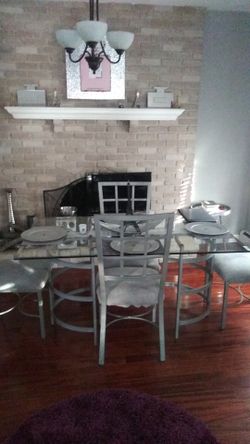 Glass table n 4 chairs