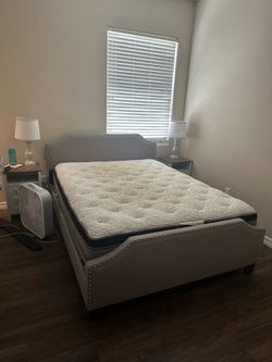 Queen Bed frame, comes with all pieces