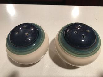 Stylish Ceramic Salt and Pepper Shakers