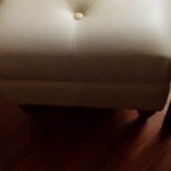 Ottoman Mini White Leather 18×18 Heightx14