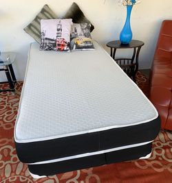 NEW QUEEN MATTRESS AND BOX SPRING ALL NEW /BES FRAMES ARE NOT INCLUDED
