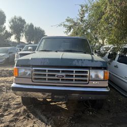 1998 Ford F250 7.3L 4x2 For Parts Only 