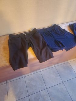 Men's  Shorts(M)