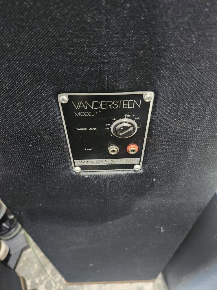 Vandersteen Model 1 Speakers For Sale.
