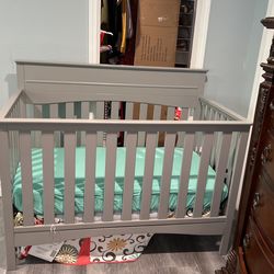 Baby Crib & Crib mattress