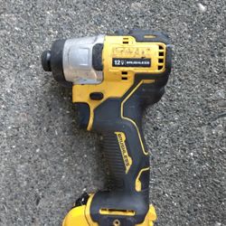 Dewalt Impack Drill W/battery 