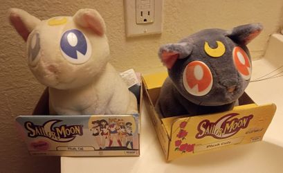 Artemis & Luna plush toys