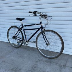 Men’s Hybrid Bike