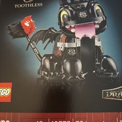 LEGO Icons How to Train Your Dragon: Toothless Building Set 10375