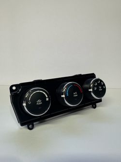 2014-2018 Jeep Wrangler climate control panel