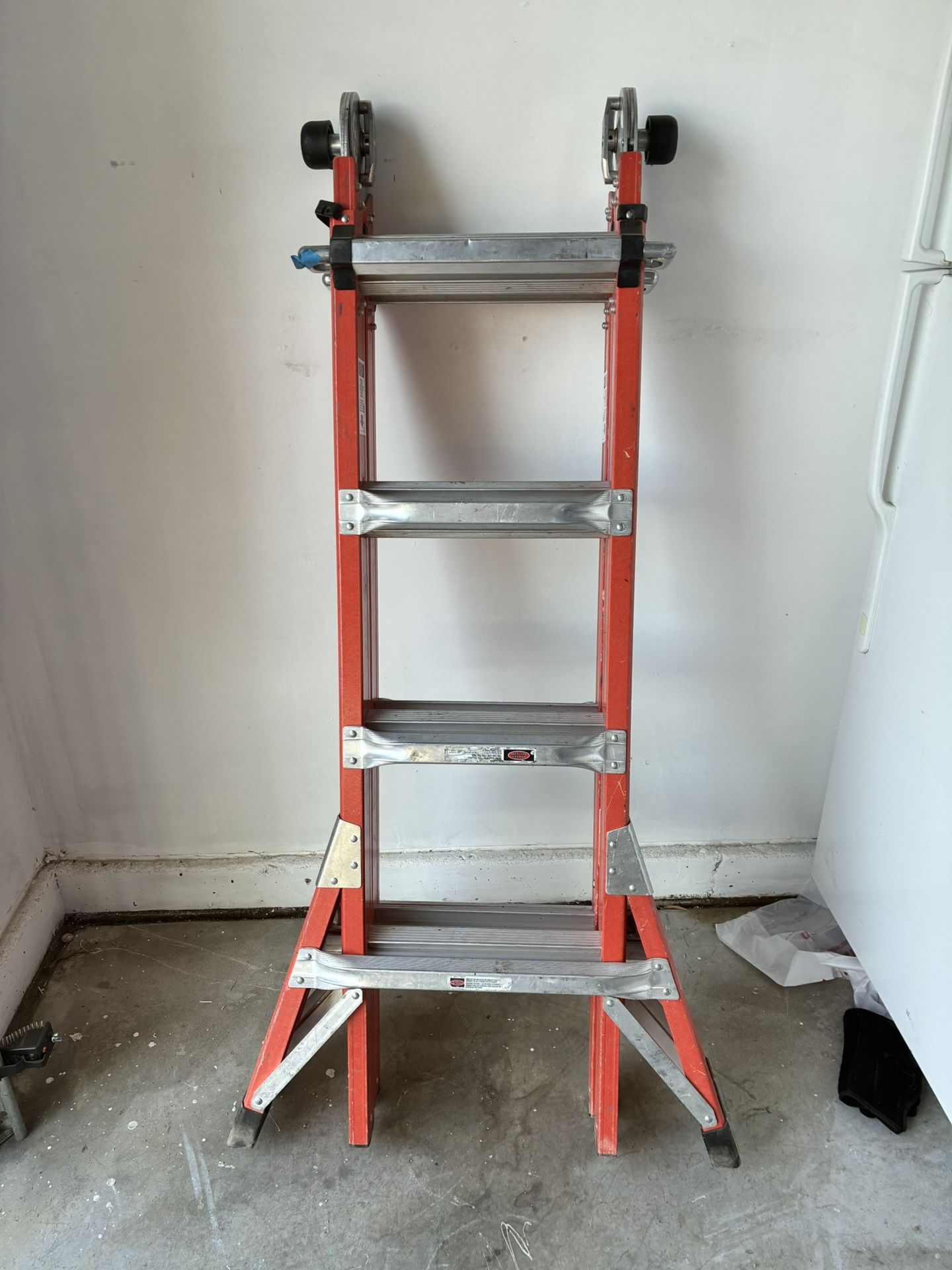 Gorilla ladder