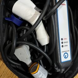 Charge Nissan Leaf