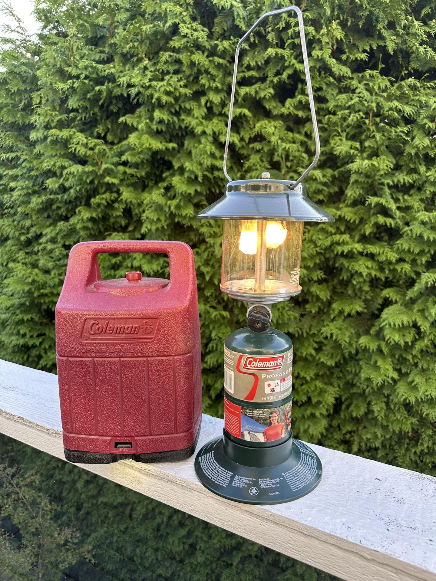 Coleman Played Opener Lantern with Storage Case