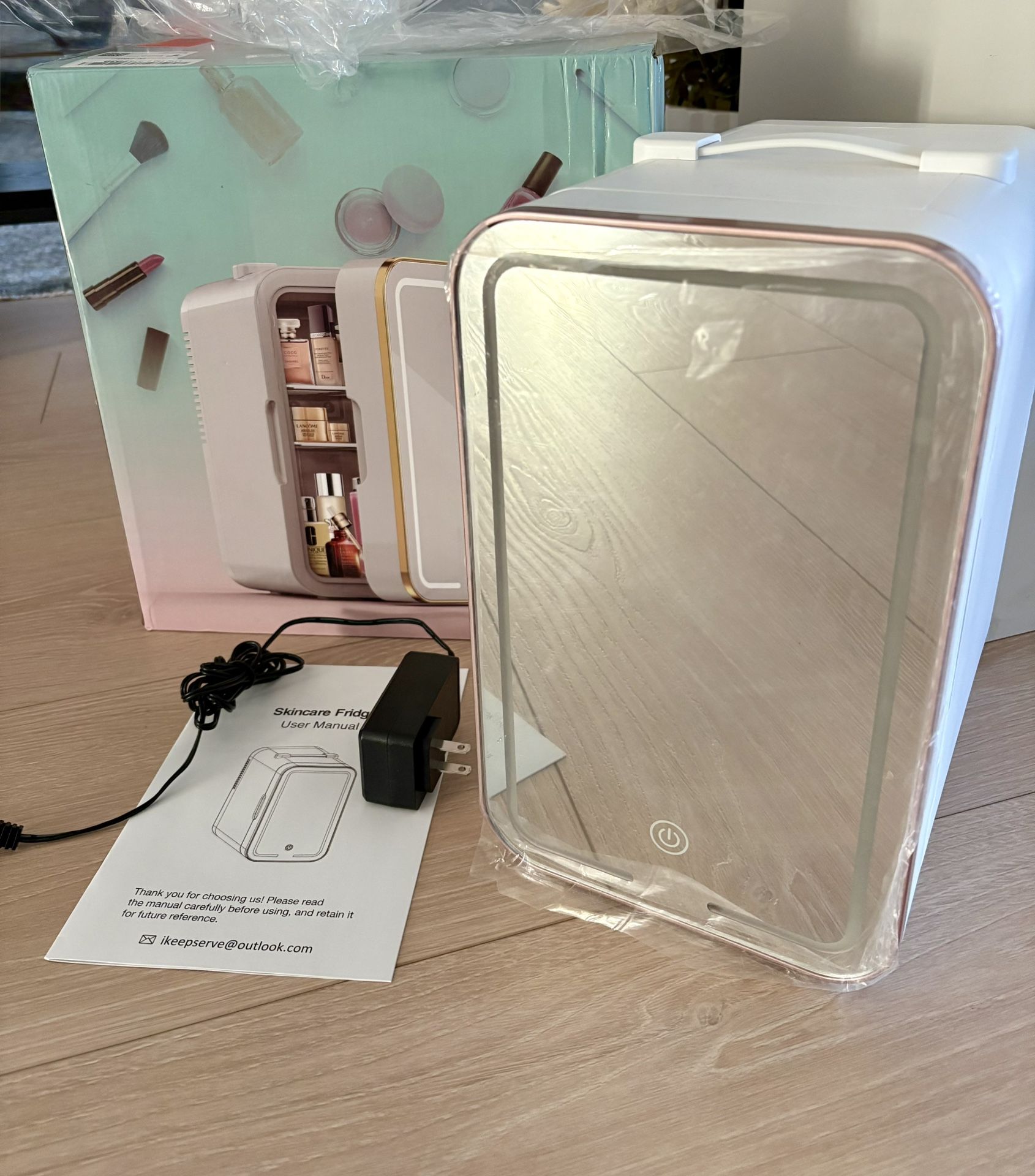 New Skincare Fridge, 6L/10 Can Mini Fridge With Dimmable LED Mirror, Portable Cooler Make Up