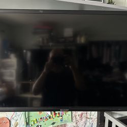 LCD TV 32  Inch Sharp With Roku TV Build-in