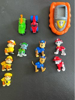 Paw patrol figures