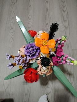 Genuine LEGO Flower Bouquet in excellent condition
