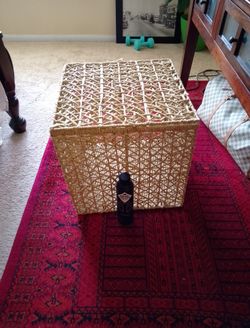 Nice Seagrass Big Square Woven Basket With Lid Great For Hiding Your Crap