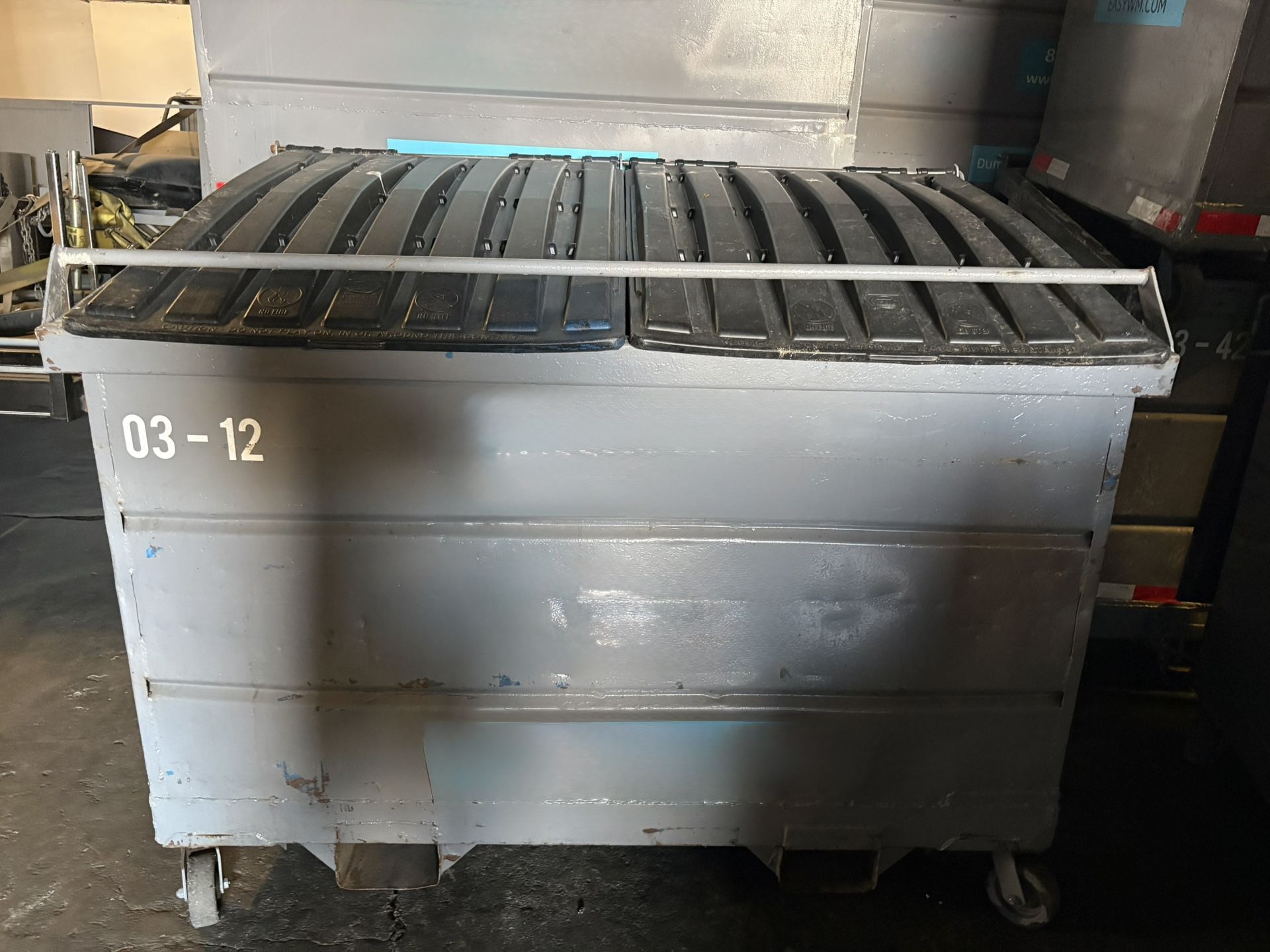 3 Yards Trash Container